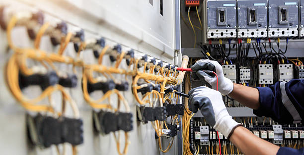 Professional Electrician technician working in Freeport, TX